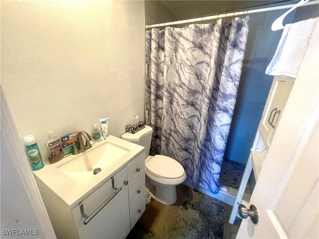 1339 5th Avenue N Naples FL 34102