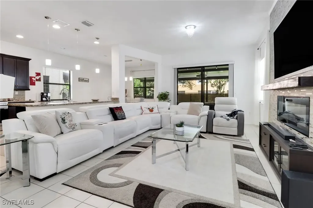 5377 Brin Way Ave Maria FL 34142