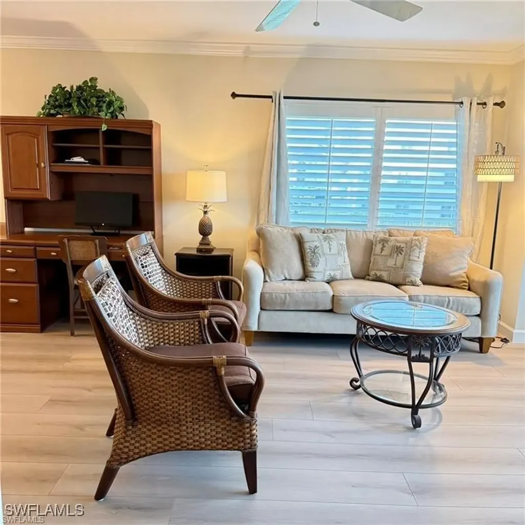 57 High Point Circle W Naples FL 34103