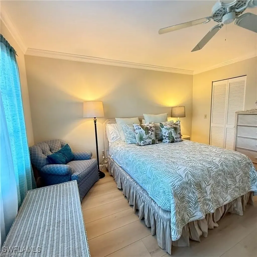 57 High Point Circle W Naples FL 34103