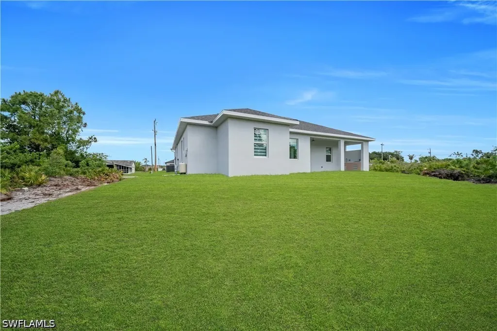 3605 12th Street SW Lehigh Acres FL 33976