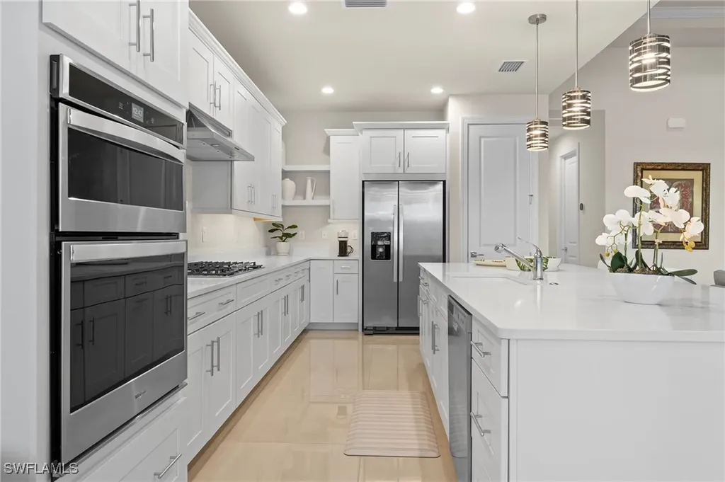 8897 Redonda Drive Naples FL 34114