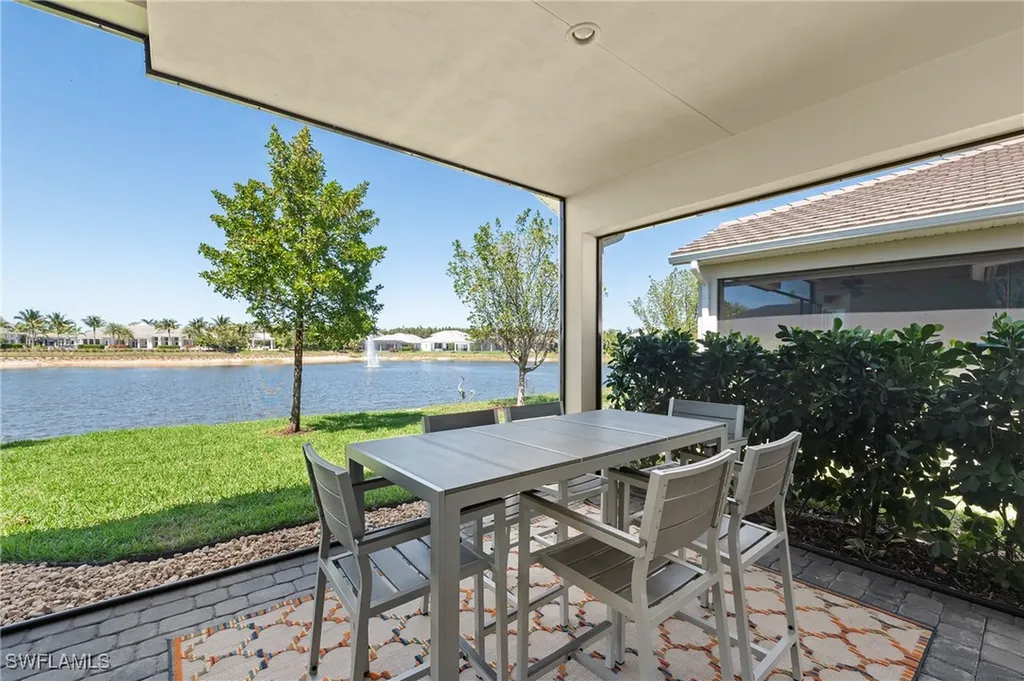 8897 Redonda Drive Naples FL 34114