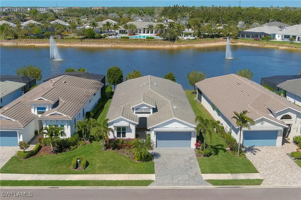 8897 Redonda Drive Naples FL 34114