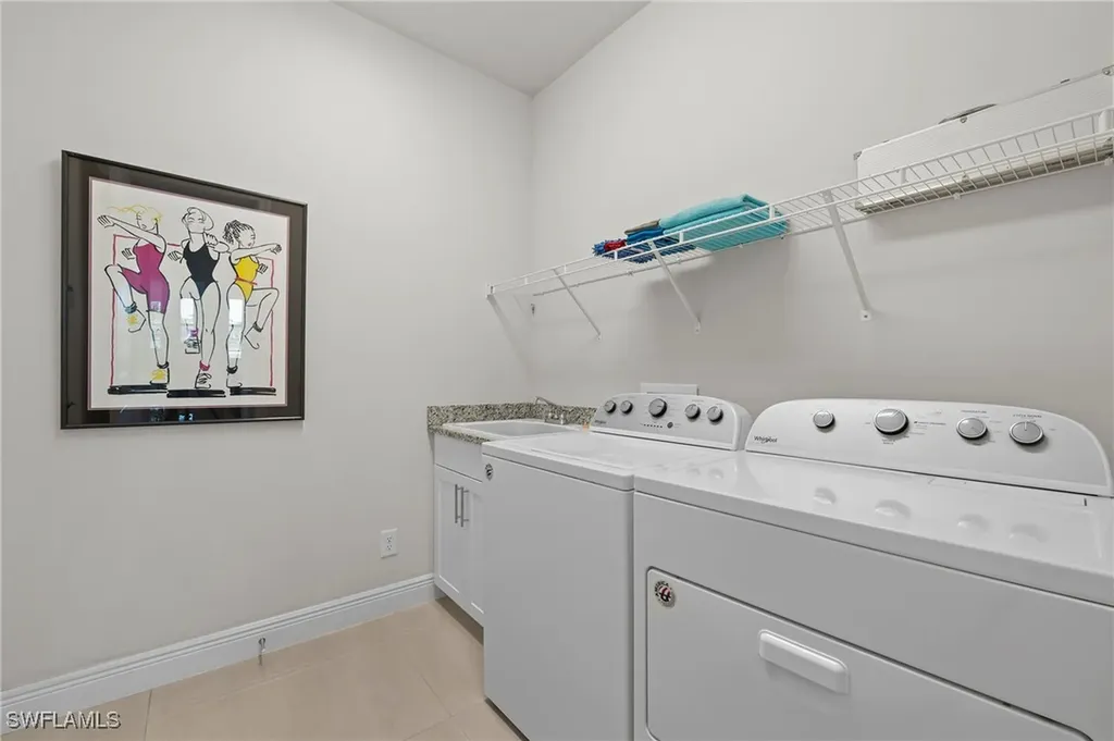 8897 Redonda Drive Naples FL 34114