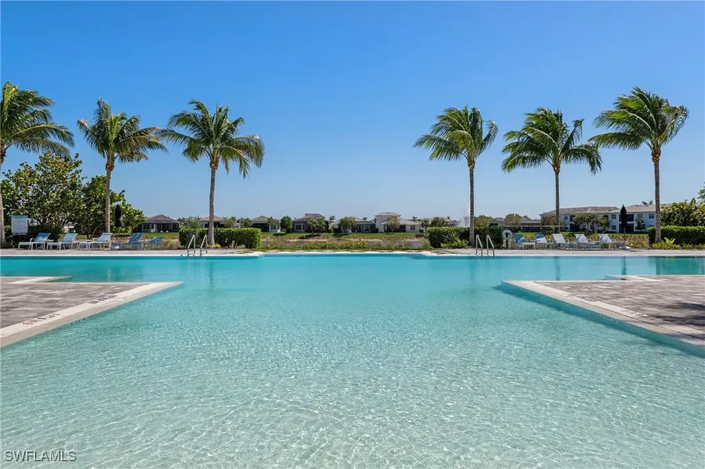 8897 Redonda Drive Naples FL 34114