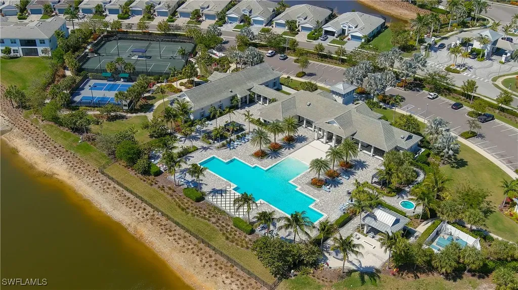 8897 Redonda Drive Naples FL 34114