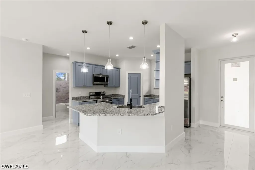 343 Desoto Boulevard N Naples FL 34120