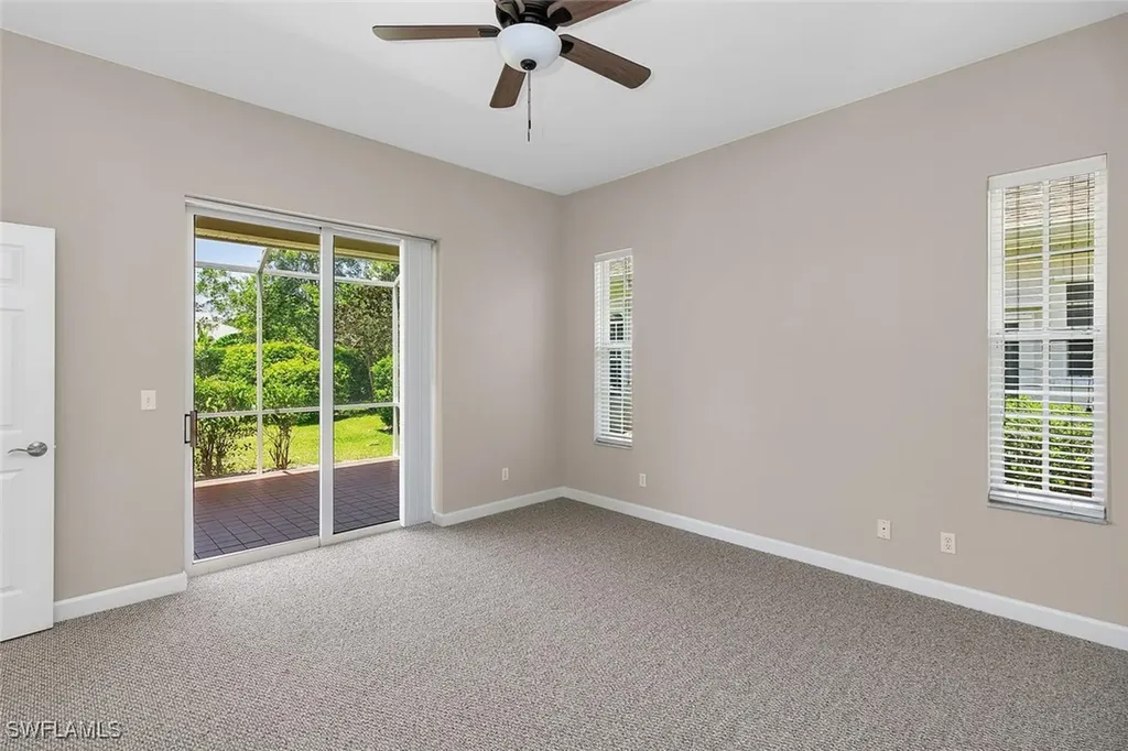2389 Piccadilly Circus Naples FL 34112