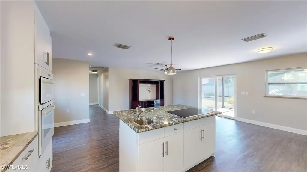 27514 Playa Del Rey Lane Bonita Springs FL 34135