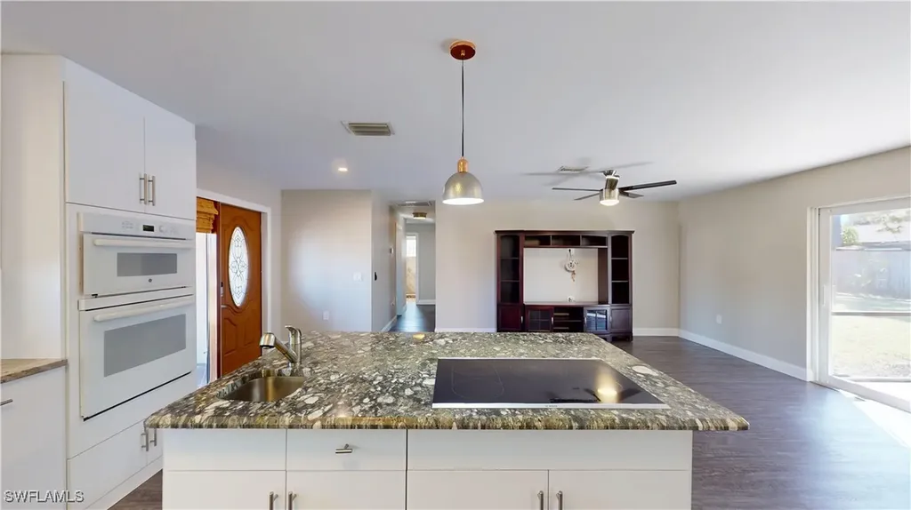 27514 Playa Del Rey Lane Bonita Springs FL 34135
