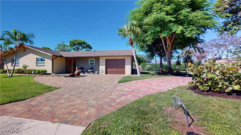 27514 Playa Del Rey Lane Bonita Springs FL 34135