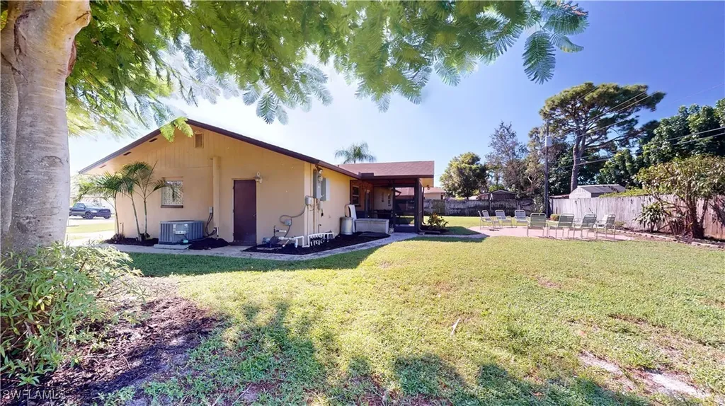 27514 Playa Del Rey Lane Bonita Springs FL 34135