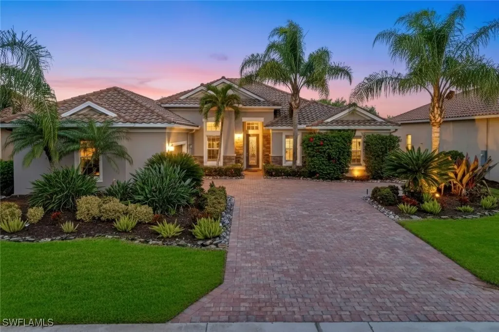 9314 Quarry Drive Naples FL 34120