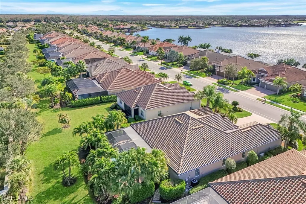 9314 Quarry Drive Naples FL 34120
