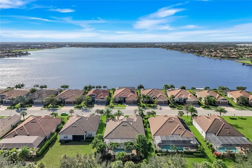 9314 Quarry Drive Naples FL 34120
