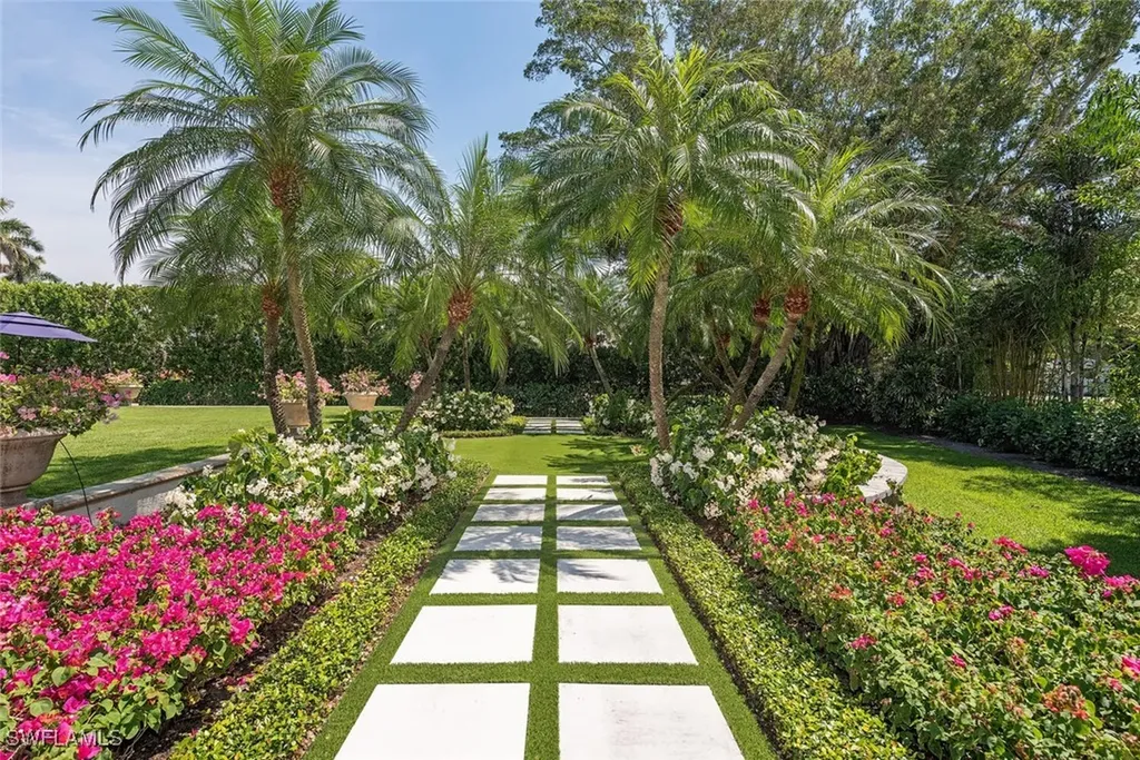 Xxx Lantern Lane Naples FL 34102