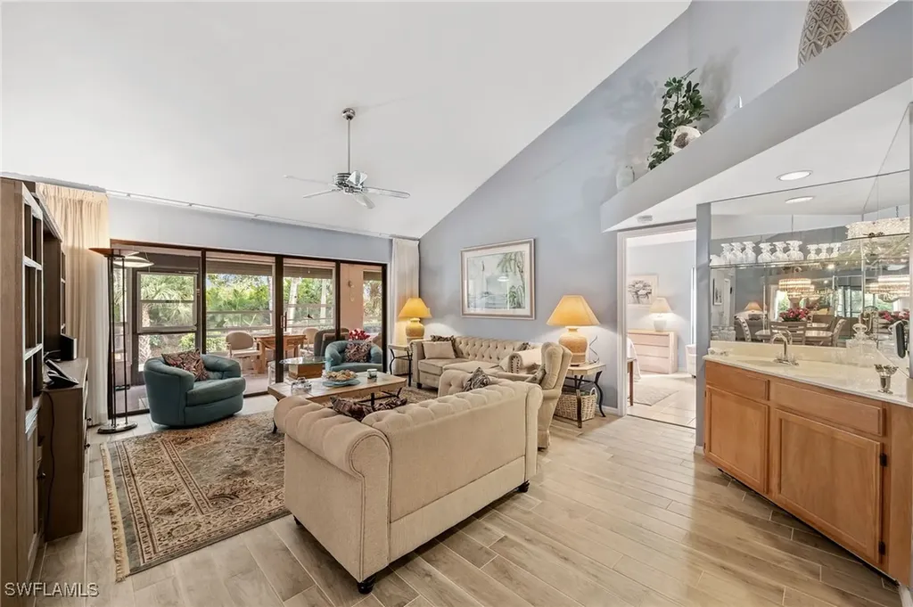 6106 Forest Villas Circle Fort Myers FL 33908