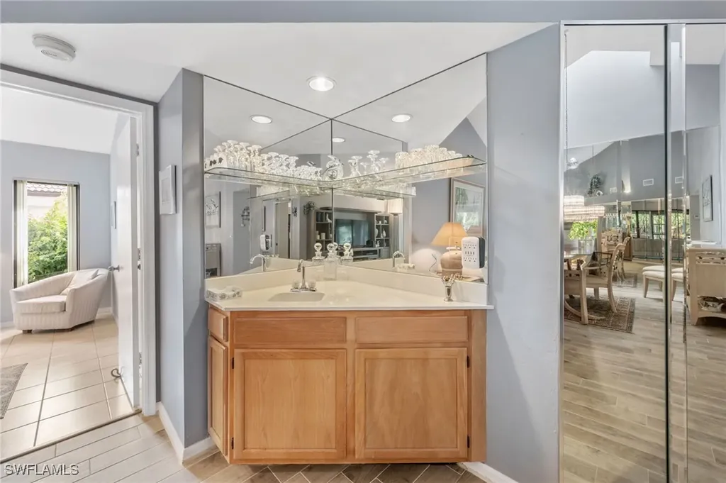 6106 Forest Villas Circle Fort Myers FL 33908