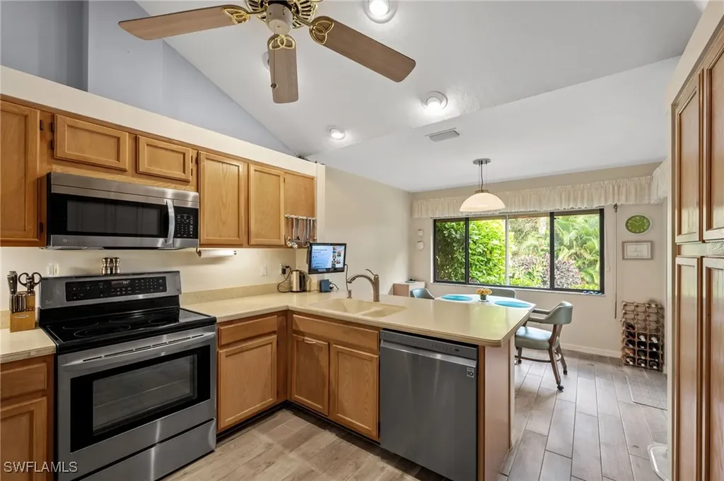 6106 Forest Villas Circle Fort Myers FL 33908