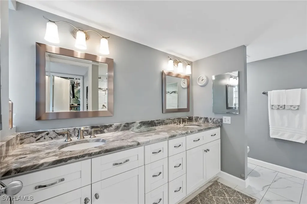 6106 Forest Villas Circle Fort Myers FL 33908