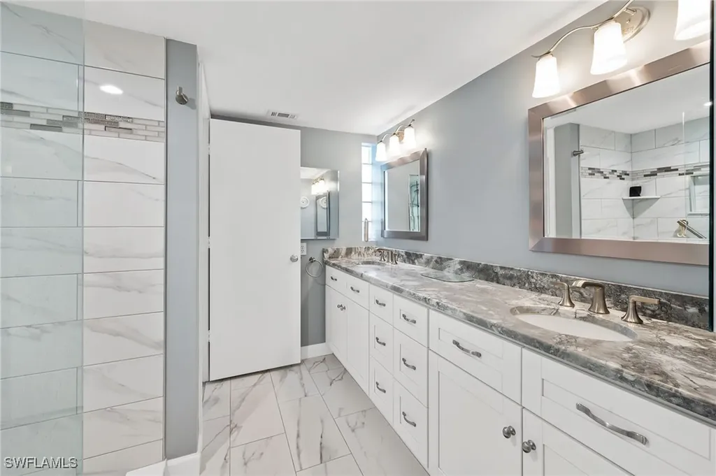 6106 Forest Villas Circle Fort Myers FL 33908