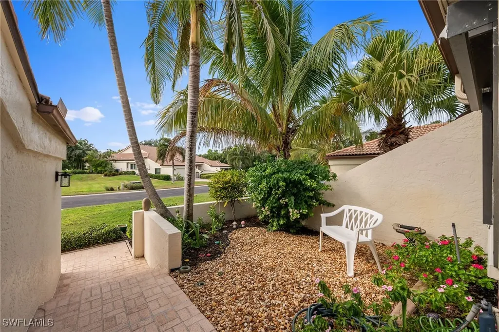 6106 Forest Villas Circle Fort Myers FL 33908