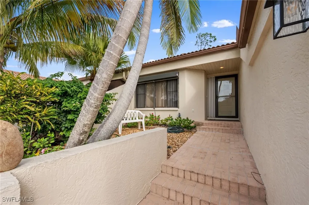 6106 Forest Villas Circle Fort Myers FL 33908
