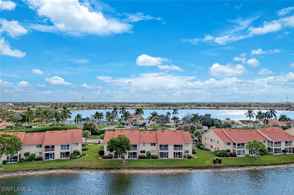 7818 Emerald Circle Naples FL 34109