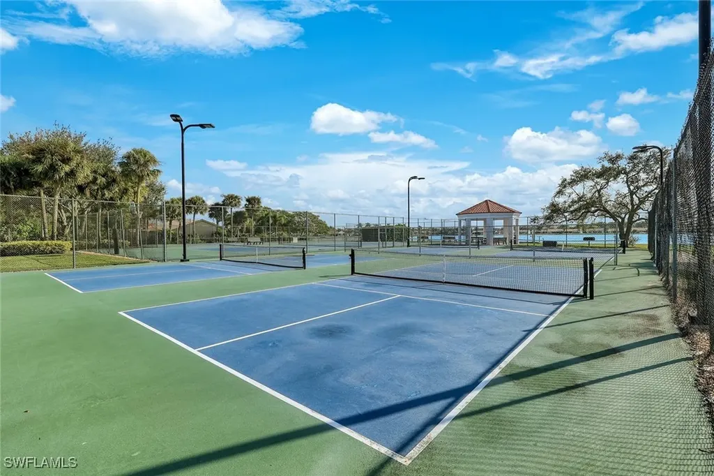 7818 Emerald Circle Naples FL 34109