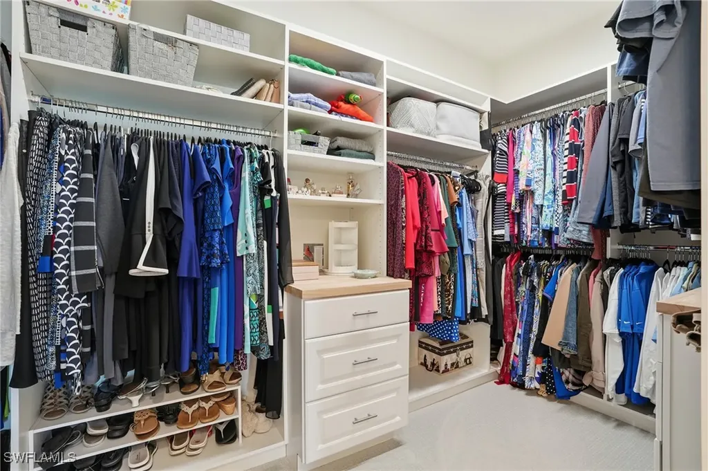 2647 Seychelles Circle Naples FL 34112