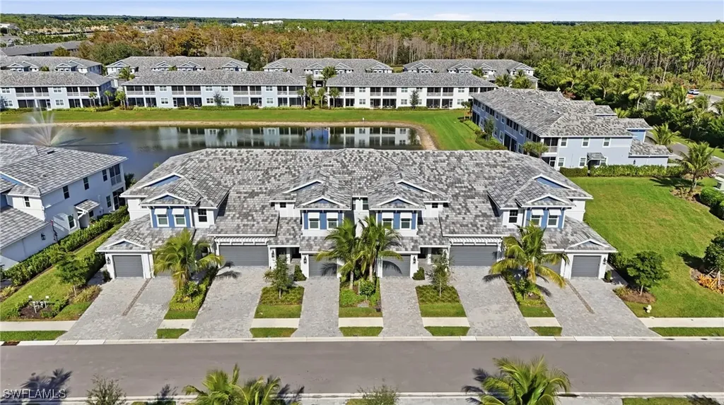 2647 Seychelles Circle Naples FL 34112