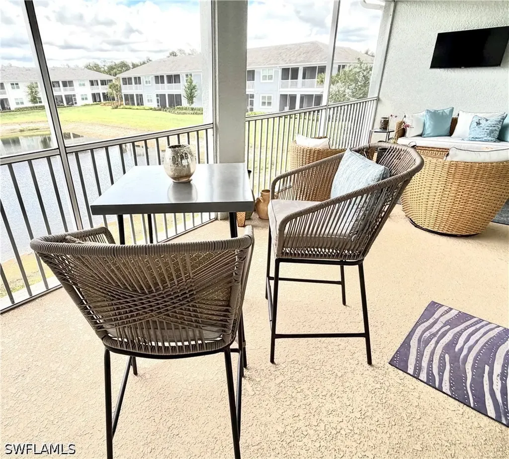 2647 Seychelles Circle Naples FL 34112