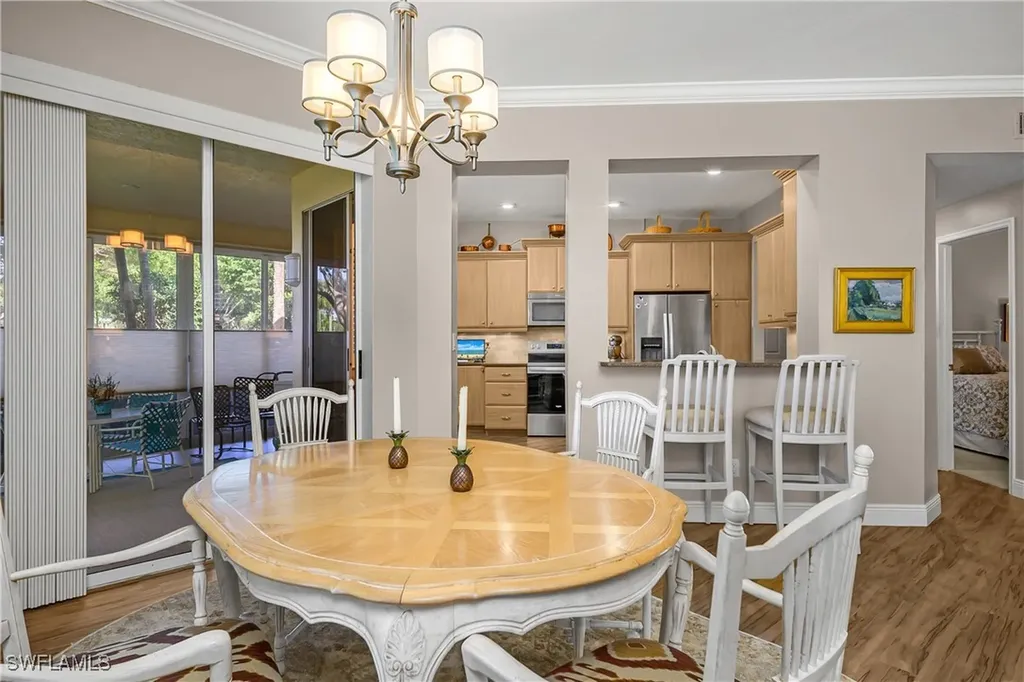 6835 San Marino Drive Naples FL 34108