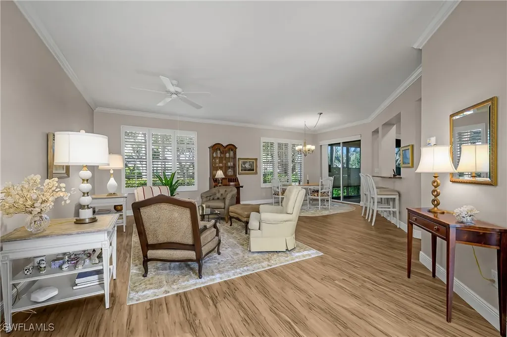 6835 San Marino Drive Naples FL 34108