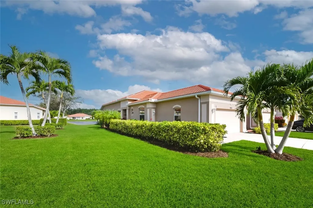 8063 Sanctuary Drive Naples FL 34104