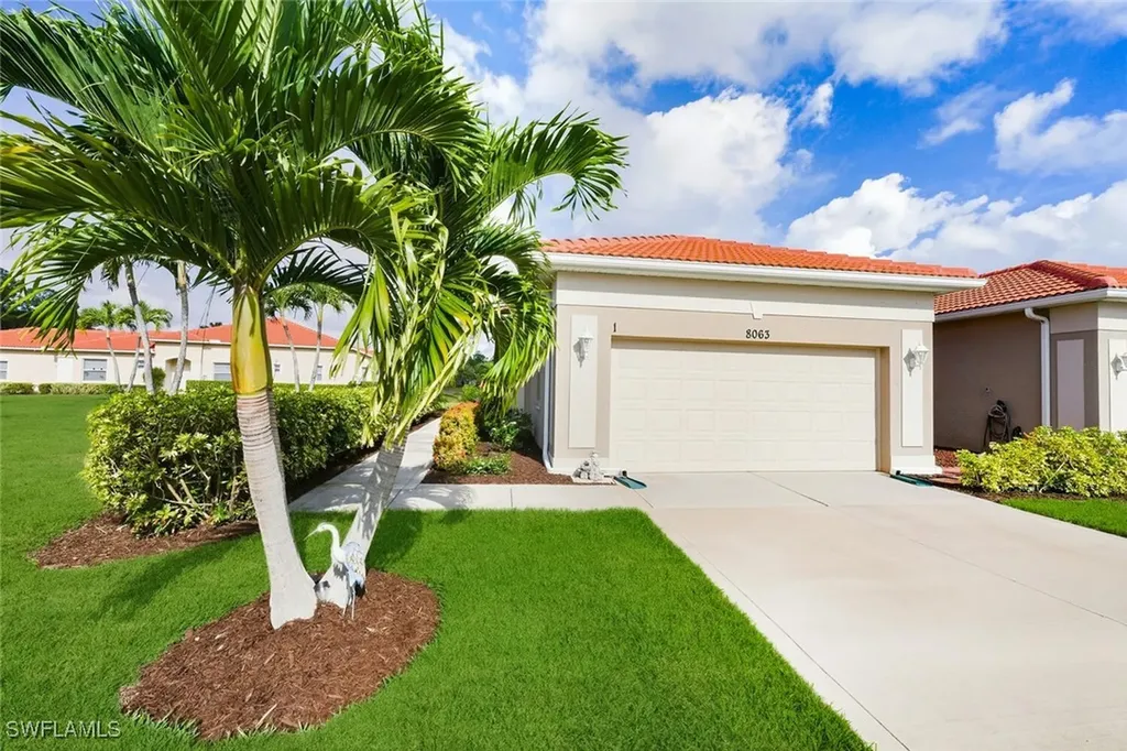 8063 Sanctuary Drive Naples FL 34104