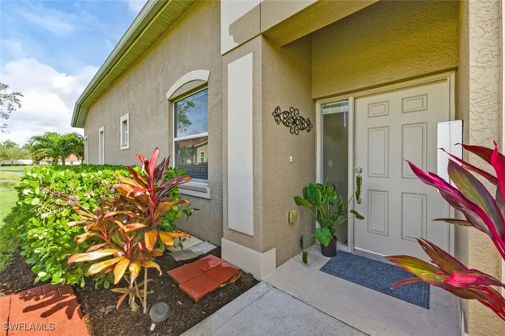 8063 Sanctuary Drive Naples FL 34104