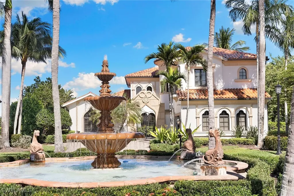 2970 Tiburon Boulevard E Naples FL 34109
