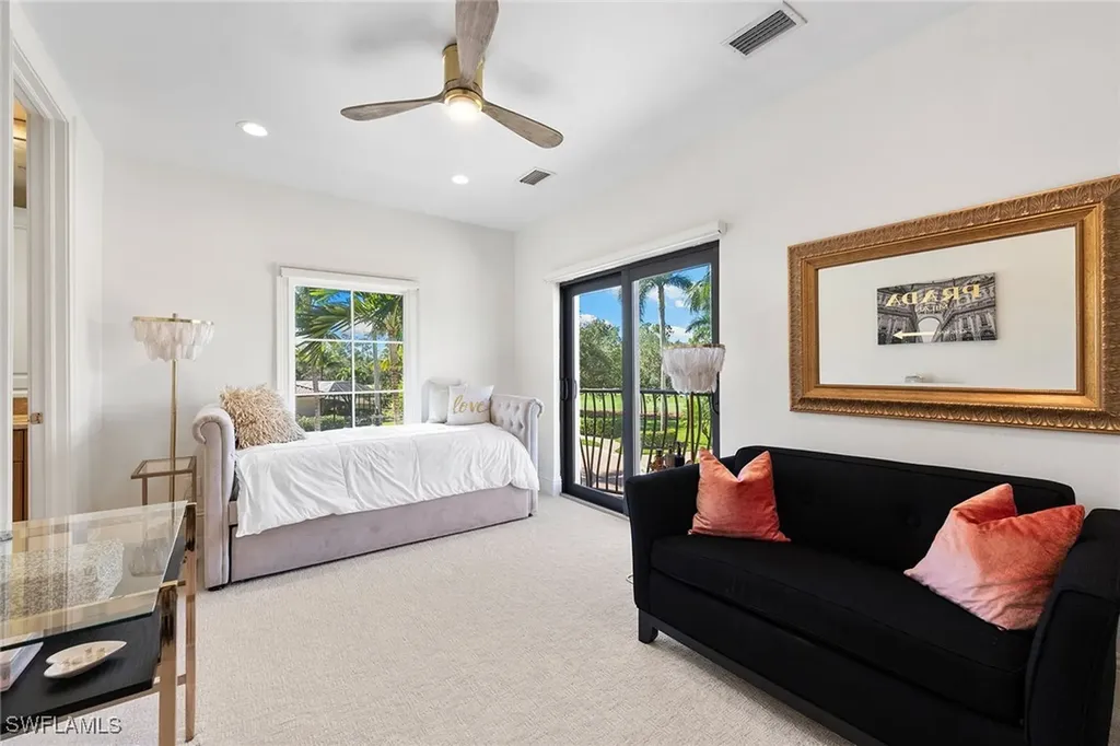 2970 Tiburon Boulevard E Naples FL 34109