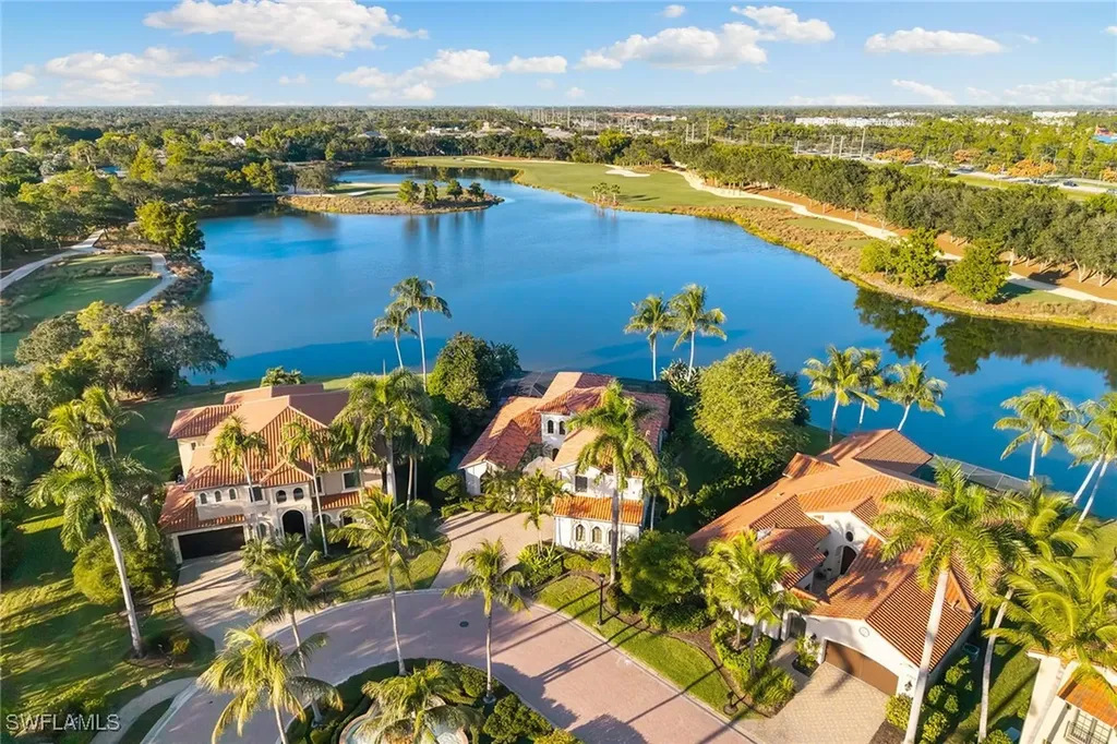 2970 Tiburon Boulevard E Naples FL 34109