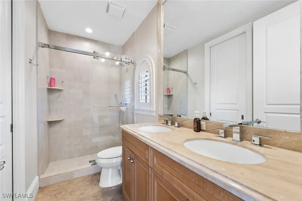 2970 Tiburon Boulevard E Naples FL 34109