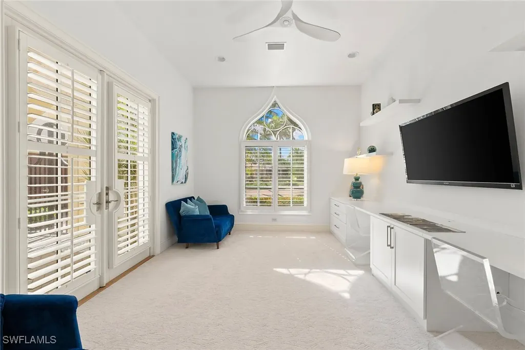 2970 Tiburon Boulevard E Naples FL 34109