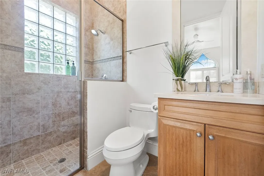 2970 Tiburon Boulevard E Naples FL 34109