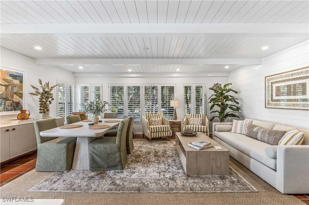 282 4th Street S Naples FL 34102