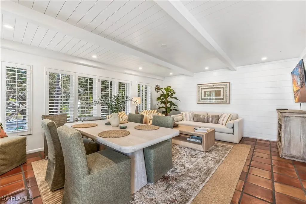 282 4th Street S Naples FL 34102