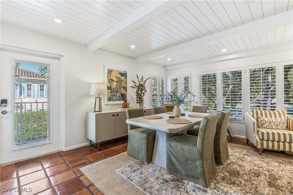 282 4th Street S Naples FL 34102