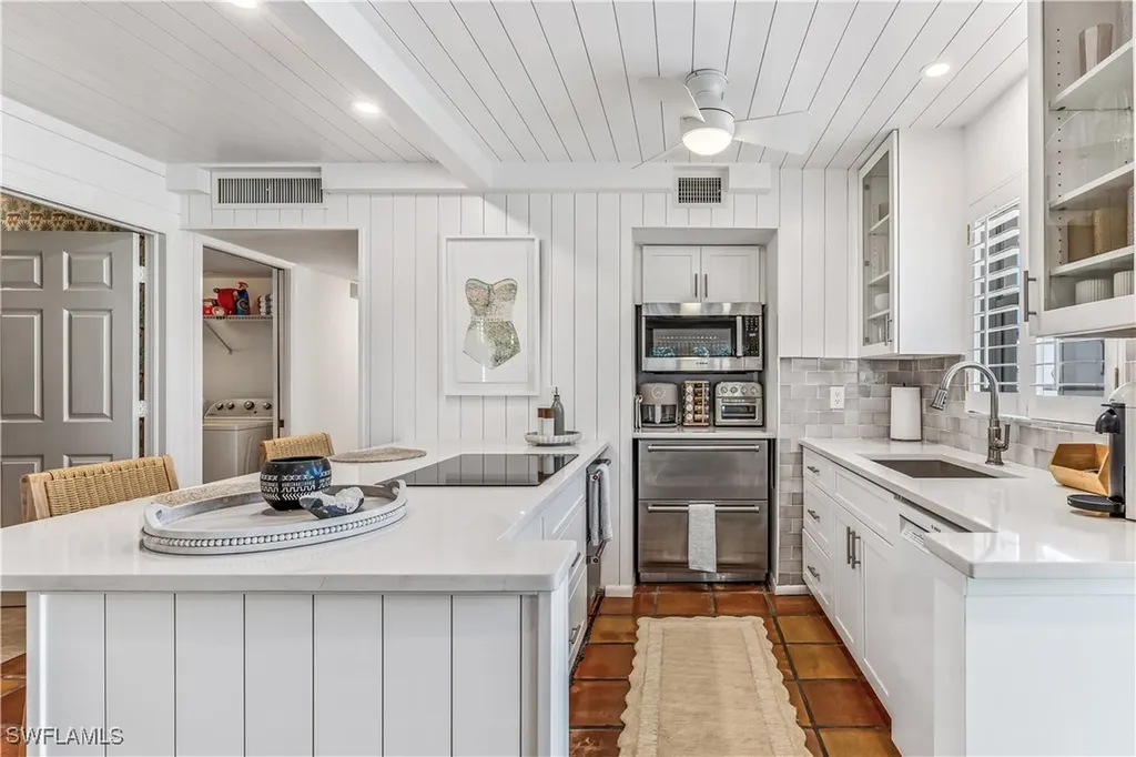 282 4th Street S Naples FL 34102