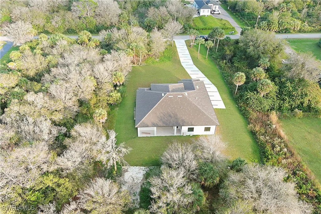 705 16th Street NE Naples FL 34120