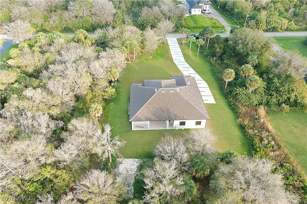 705 16th Street NE Naples FL 34120